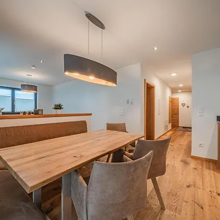 Hahnenkamm Apartment Hollersbach im Pinzgau