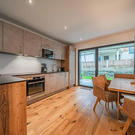Hahnenkamm Apartment Hollersbach im Pinzgau