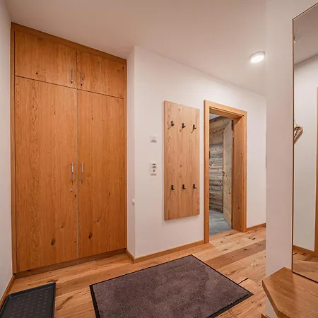 Hahnenkamm アパート ホラースバッハ・イム・ピンツガウ