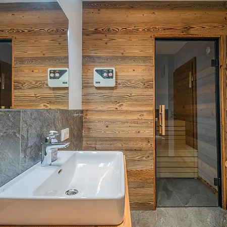 アパート Hahnenkamm