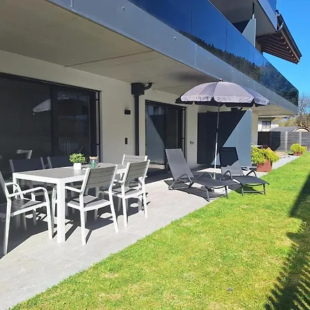 Hahnenkamm アパート *